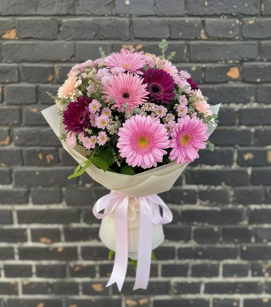 Букет цветов из: Герберы и Хризантемы в Селенгинске