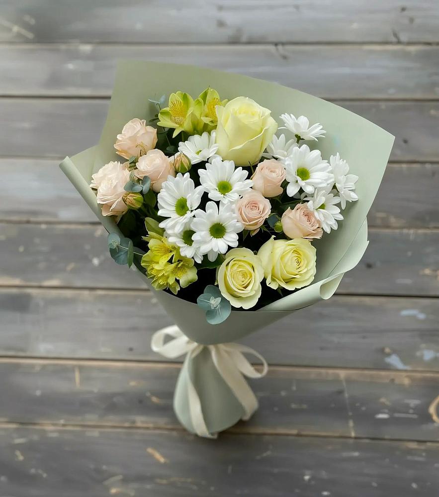 Букет цветов из: Альстромерии, Розы и Хризантемы в Селенгинске