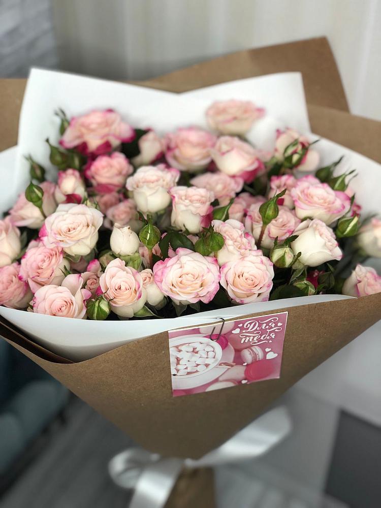 Букет цветов из: Розы в Селенгинске