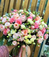 Букет цветов из:  Розы #REPLACE_PRED# Селенгинске