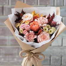 Букет цветов из:  Гвоздики, Хризантемы и Розы в Селенгинске