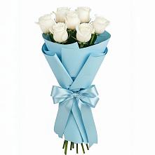 Букет 7 белых роз Проуд в Селенгинске