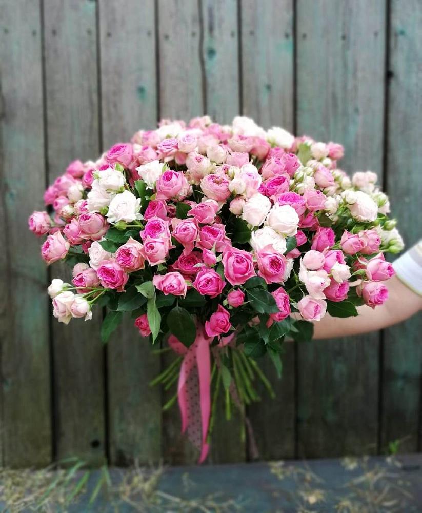 Букет Розовые кустовые розы Натали и Лав Лидия в Селенгинске