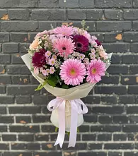 Букет цветов из:  Герберы и Хризантемы #REPLACE_PRED# Селенгинске
