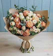 Букет цветов из:  Альстромерии и Розы в Селенгинске